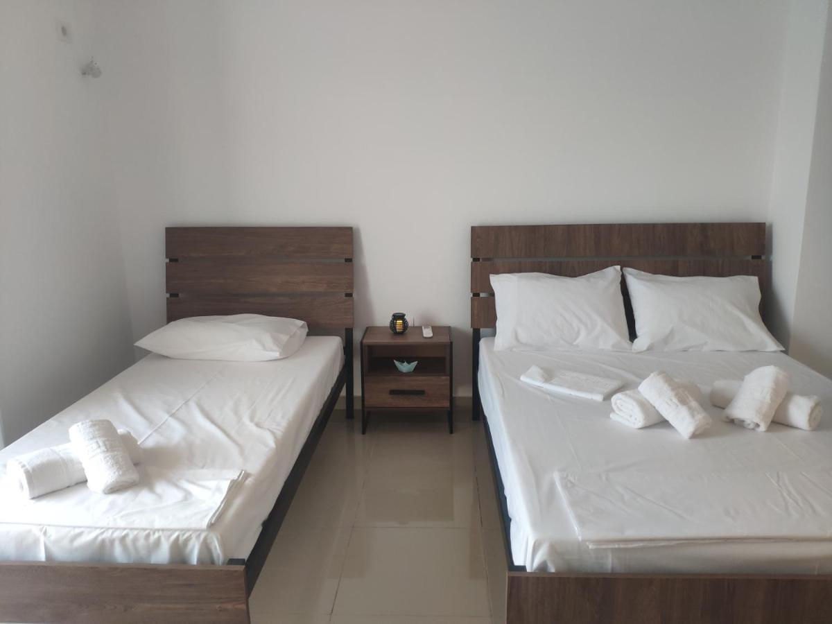 Kolagji Rooms Lukovë エクステリア 写真
